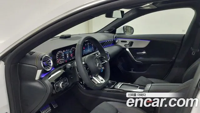 Mercedes-Benz CLA 2025 thumb 12