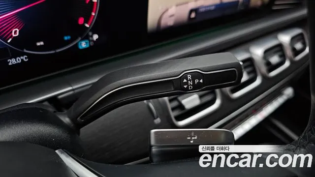 Mercedes-Benz E-Класс 2025 thumb 2
