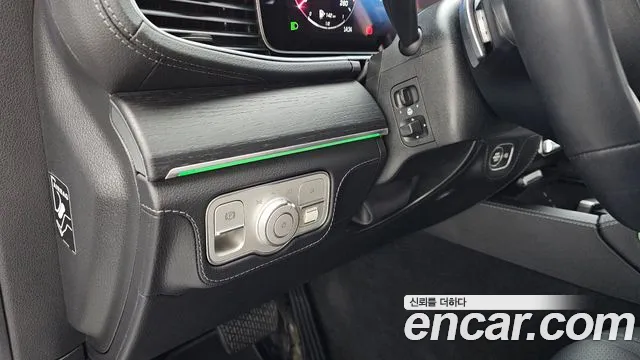 Mercedes-Benz E-Класс 2025 thumb 5