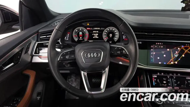 Audi Q8 2021 thumb 9
