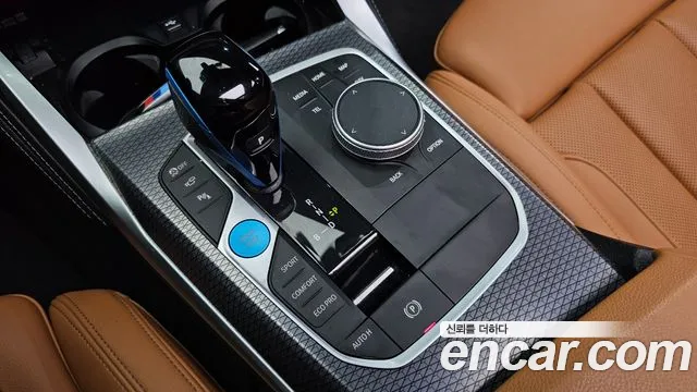 BMW i4 2022 thumb 7