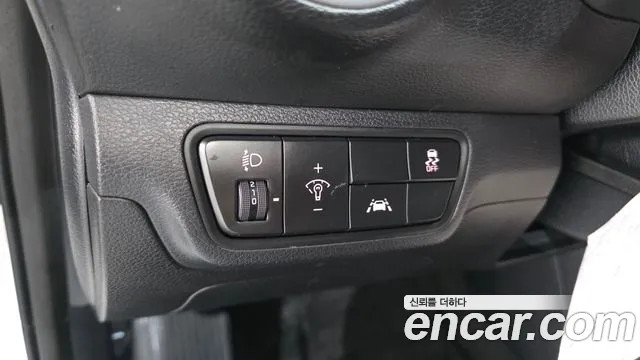 Kia K3 2019 thumb 9