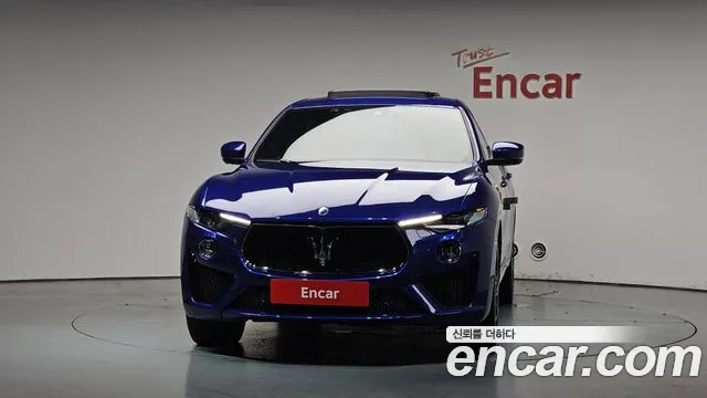 Maserati Levante 2019 thumb 3