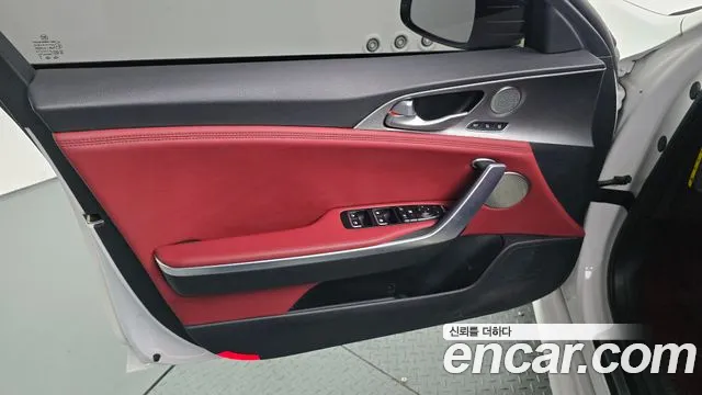 Kia Stinger 2019 thumb 7