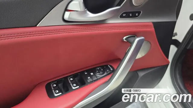 Kia Stinger 2019 thumb 5