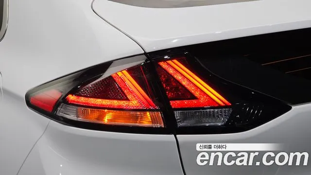 Hyundai IONIQ 6 2020 thumb 8