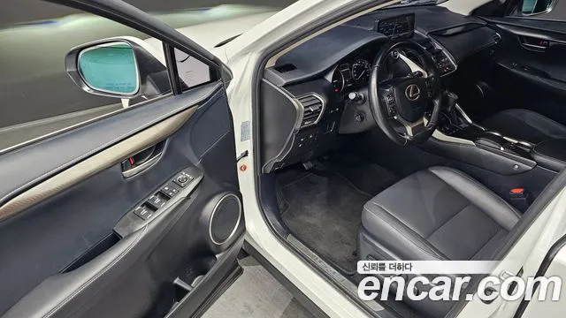 Lexus NX 2019 thumb 7