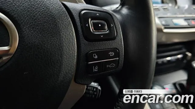 Lexus NX 2019 thumb 11