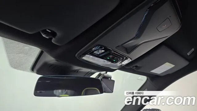 BMW M4 2024 thumb 10
