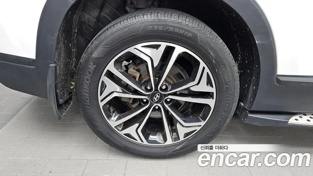 Hyundai Santa Fe 2019 thumb 6