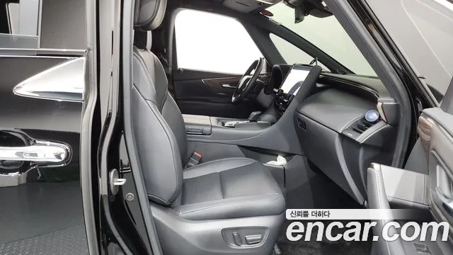 Toyota Alphard 2024 thumb 3
