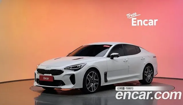 Kia Stinger 2022 thumb 4
