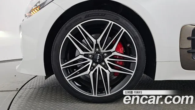 Kia Stinger 2022 thumb 2