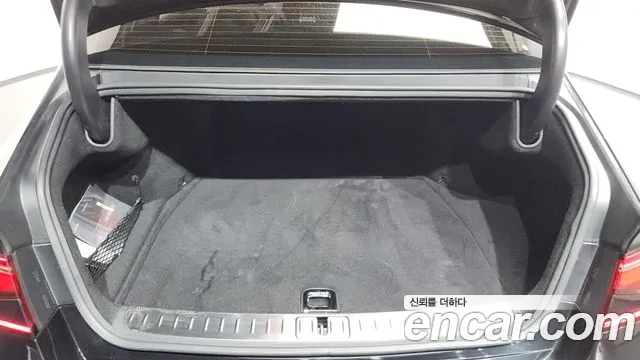 Genesis G90 2024 thumb 10