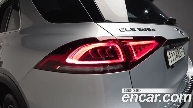 Mercedes-Benz GLE 2020 thumb 4