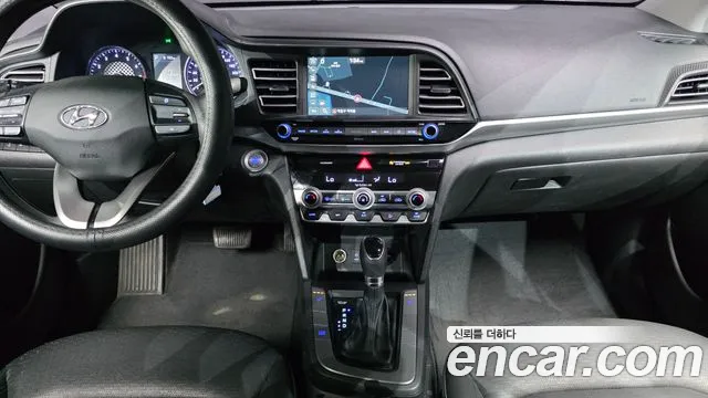 Hyundai Avante 2019 thumb 12