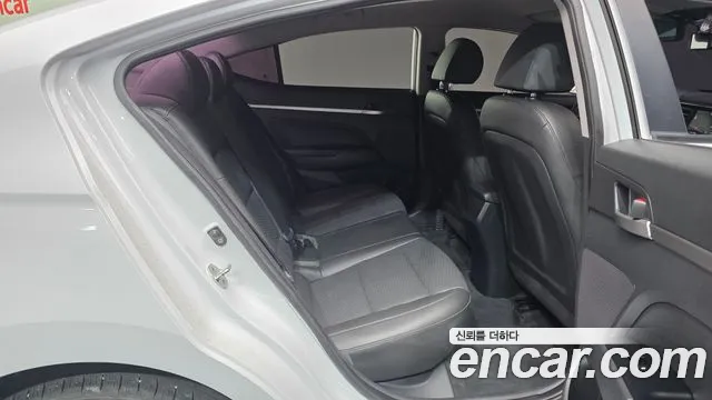 Hyundai Avante 2019 thumb 3