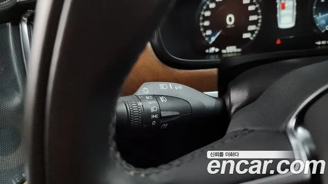 Volvo S90 2019 thumb 6