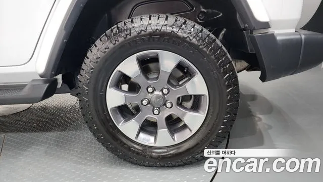Jeep Wrangler 2020 thumb 3