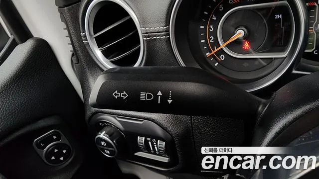 Jeep Wrangler 2020 thumb 10