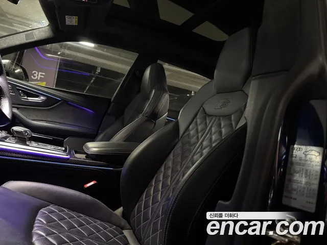 Audi SQ8 2021 thumb 8