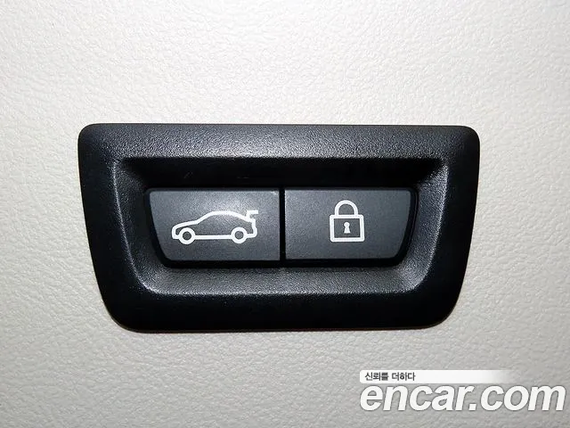 BMW X4 2019 thumb 3