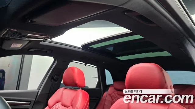 Audi SQ5 2023 thumb 2