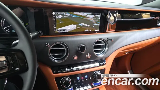 Rolls-Royce Ghost 2021 thumb 5