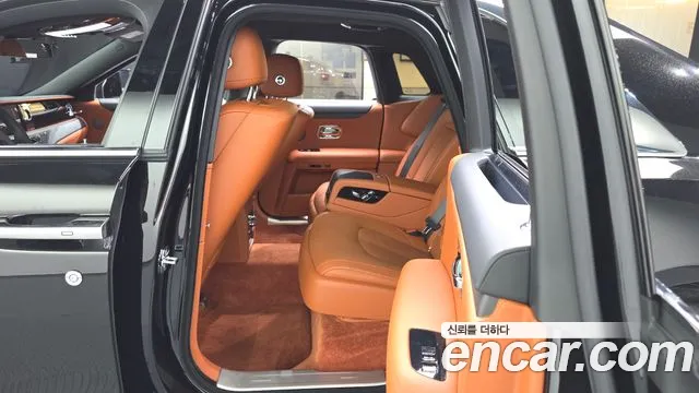 Rolls-Royce Ghost 2021 thumb 10