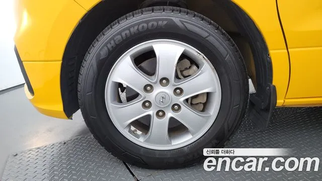 Hyundai Starex 2020 thumb 2
