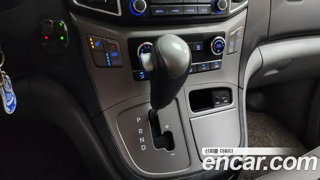 Hyundai Starex 2020 thumb 8
