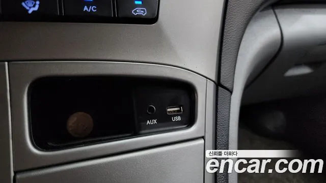 Hyundai Starex 2020 thumb 10