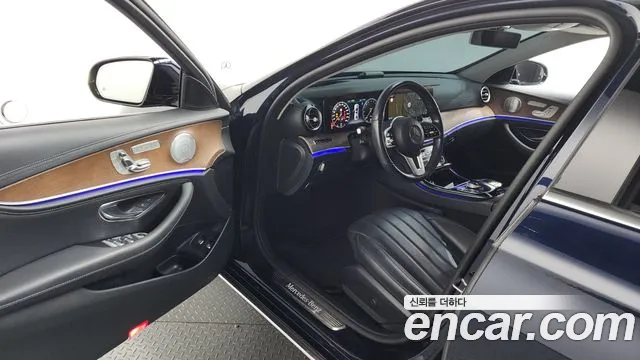 Mercedes-Benz E-Класс 2019 thumb 12