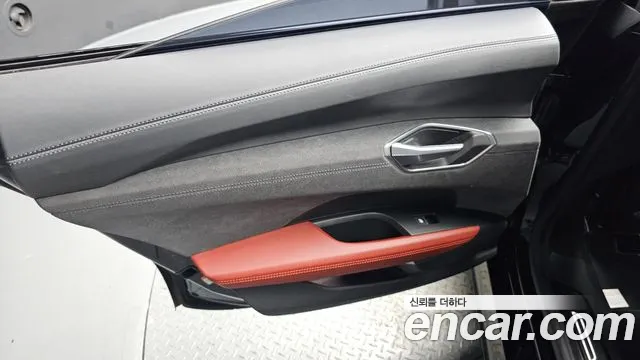 Audi e-tron GT 2022 thumb 4
