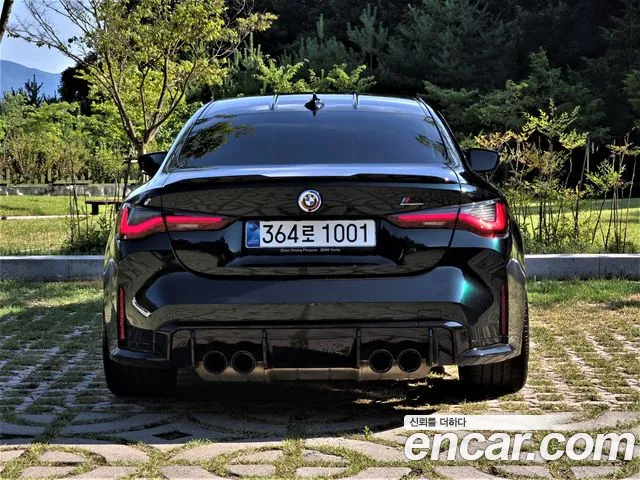 BMW M4 2021 thumb 8