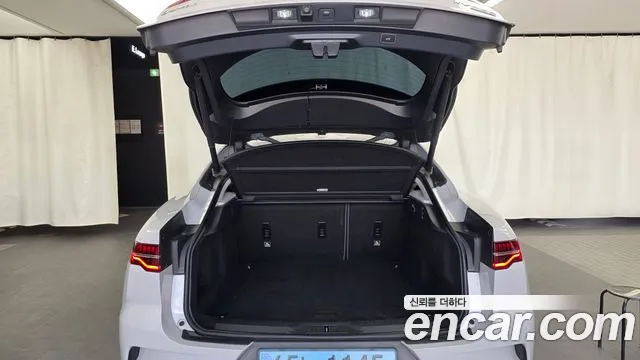 Jaguar I-PACE 2019 thumb 7