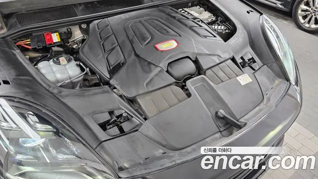 Porsche Cayenne 2020 thumb 3