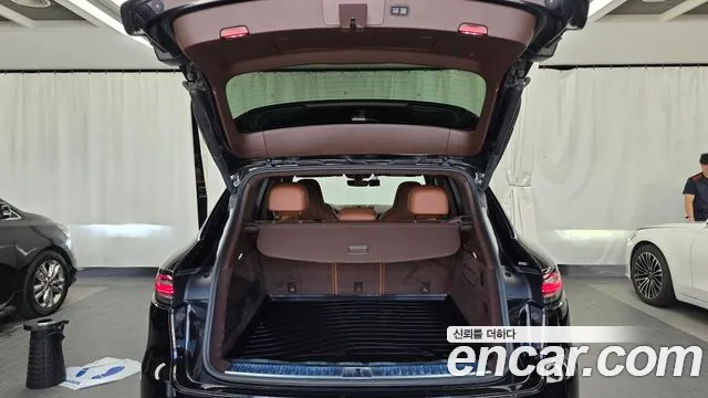 Porsche Cayenne 2020 thumb 2