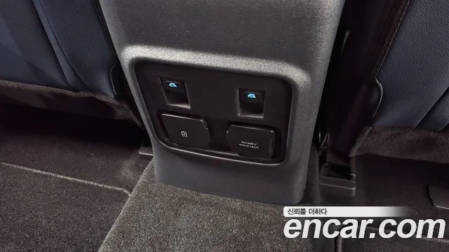 Ford Bronco 2024 thumb 10