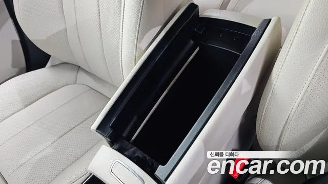 Mercedes-Benz A-Класс 2021 thumb 4