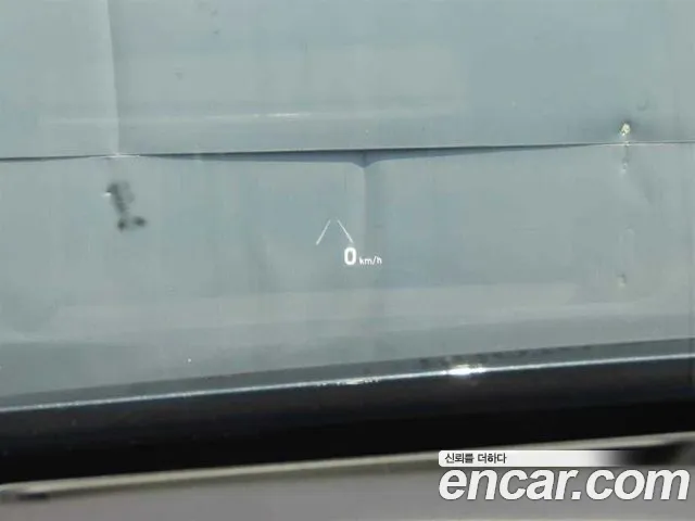 Genesis G80 2019 thumb 11