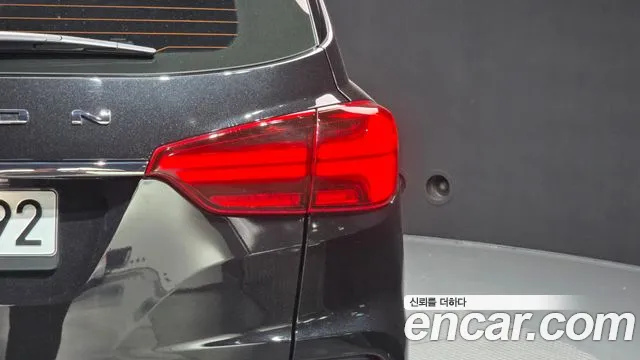 KG_Mobility_Ssangyong Rexton 2025 thumb 5