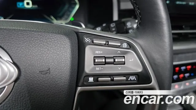 KG_Mobility_Ssangyong Rexton 2025 thumb 12