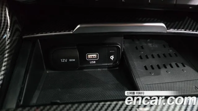 Kia Stinger 2022 thumb 3