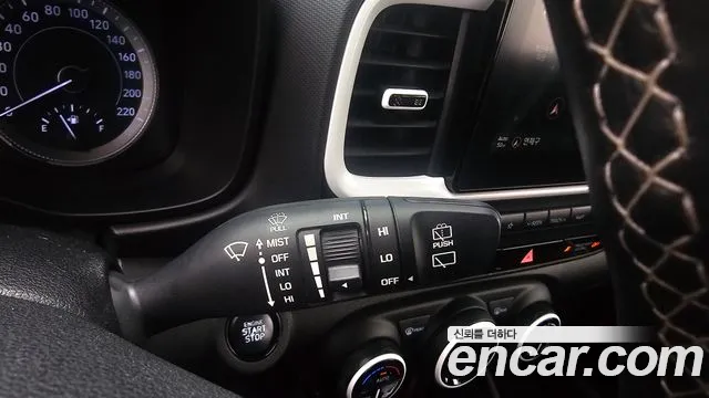 Hyundai Venue 2019 thumb 6