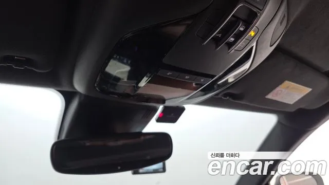 Maserati Ghibli 2019 thumb 5