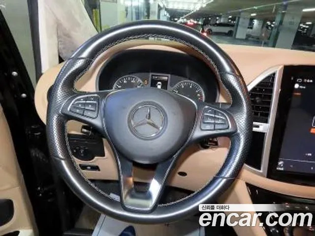 Mercedes-Benz V-Class 2020 thumb 6