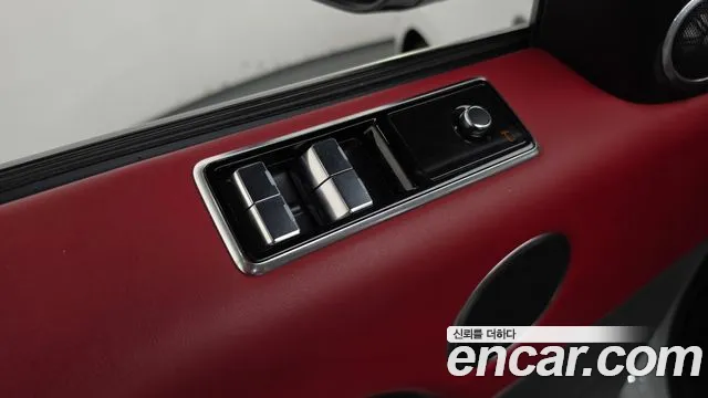 Land Rover Range Rover Sport 2019 thumb 12