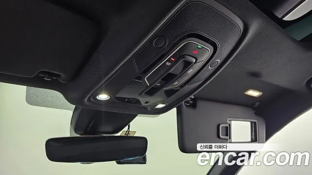 Audi A4 2019 thumb 11