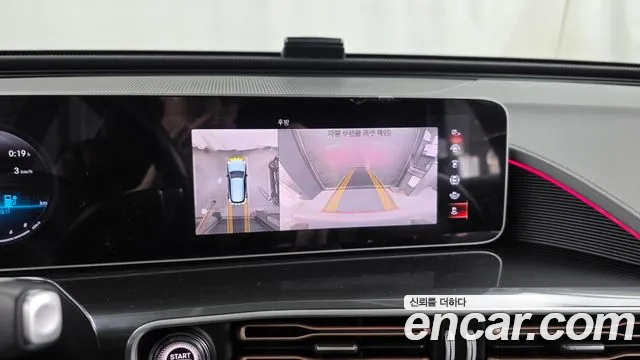 Mercedes-Benz EQC 2020 thumb 9